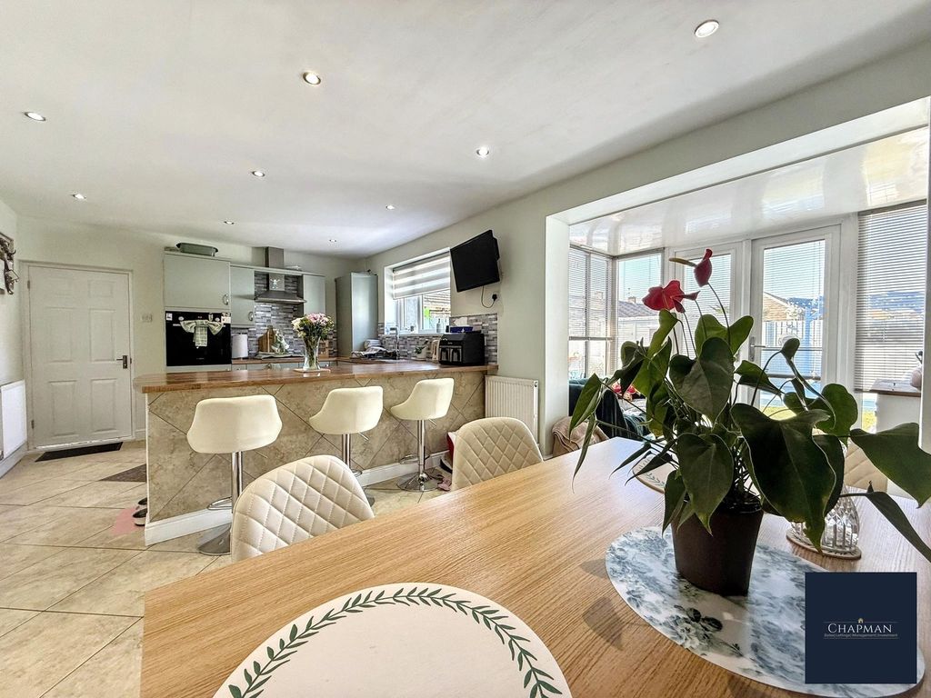 Property photo 3 of 30