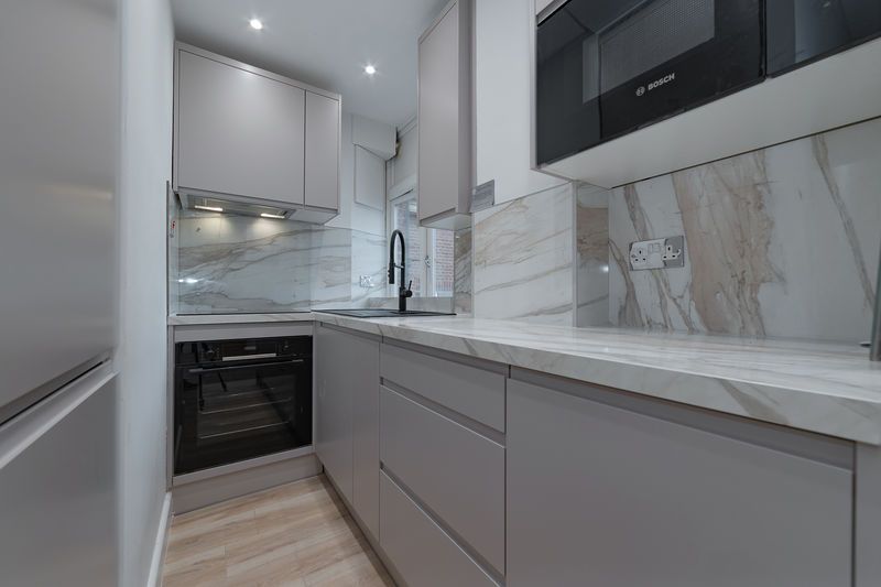 Property photo 2 of 9 Photo 5