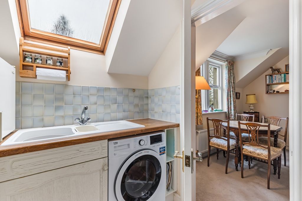 Property photo 3 of 14 Picture 3