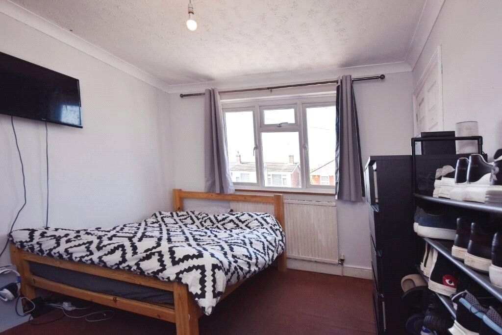Property photo 3 of 15 Bedroom