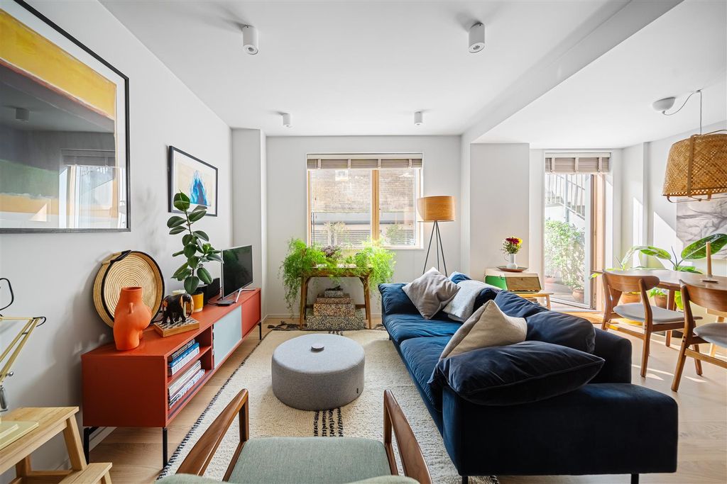 Property photo 1 of 16 Knolly's Road-07.Jpg