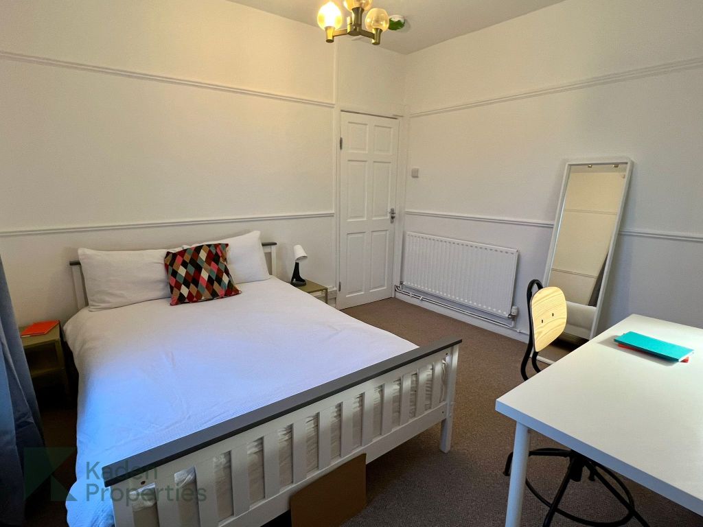 Property photo 3 of 27