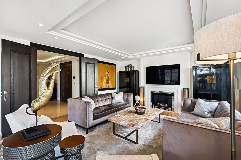 Property photo 2 of 17 Picture No. 13