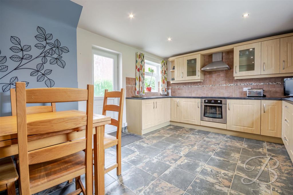 Property photo 2 of 32 Ccltd-10.Jpg