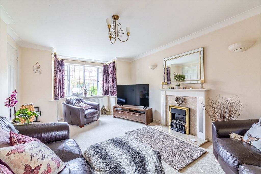 Property photo 2 of 25 Picture No. 09