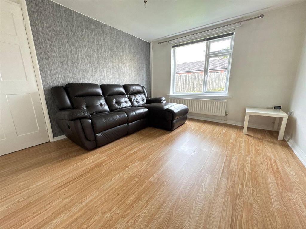 Property photo 2 of 11 Ea1Ae1B5-01B2-4E79-Ba16-085d89018De4.Jpg