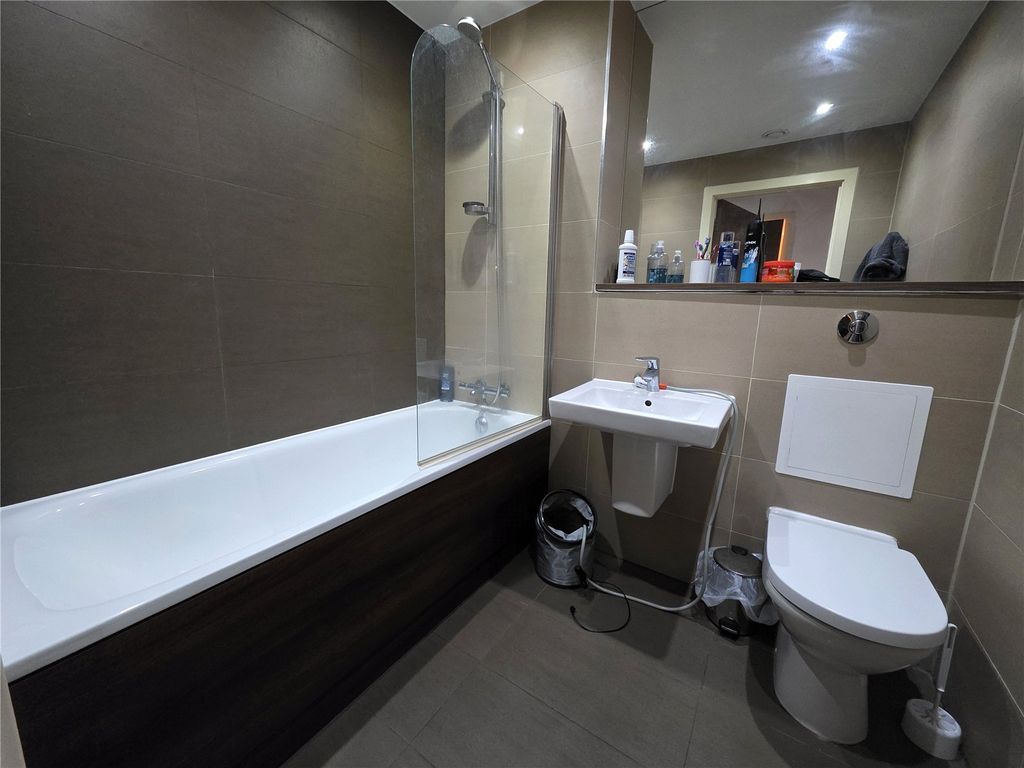 Property photo 3 of 13 Picture No. 02