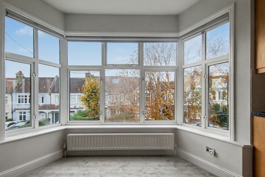 Property photo 3 of 10 3.Jpg