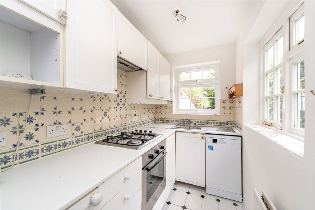 Property photo 3 of 15 Kitchen
