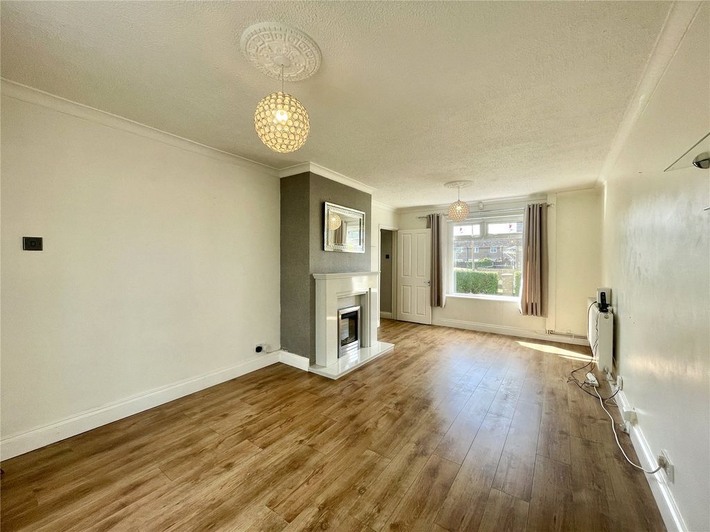 Property photo 3 of 18 Picture No. 02