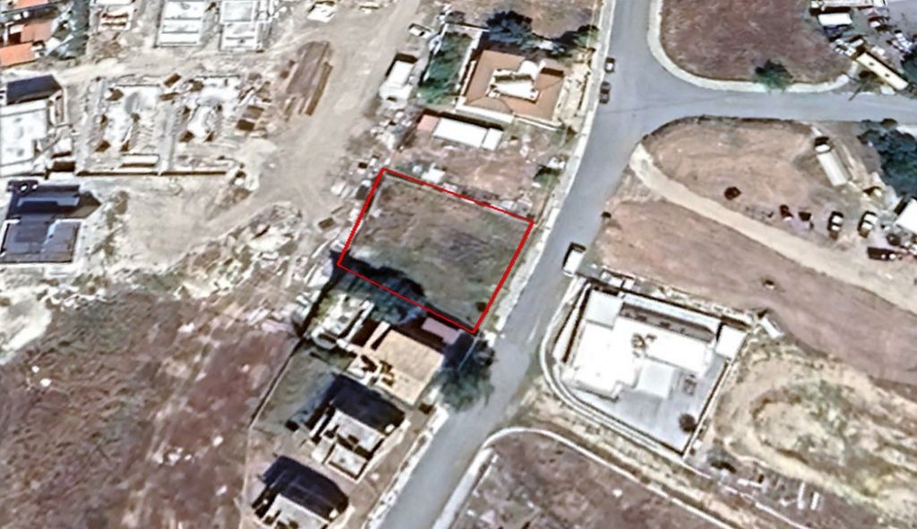 Property photo 1 of 2