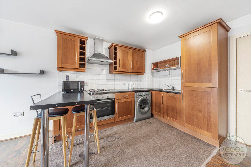 Property photo 3 of 16