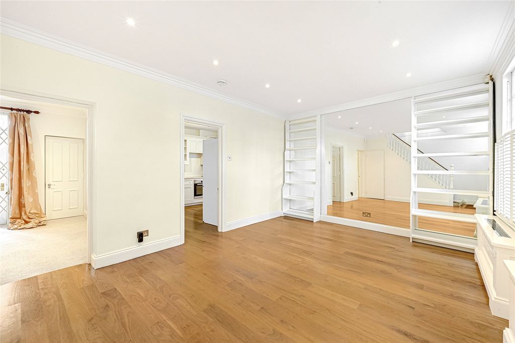 Property photo 2 of 19 Picture No. 05