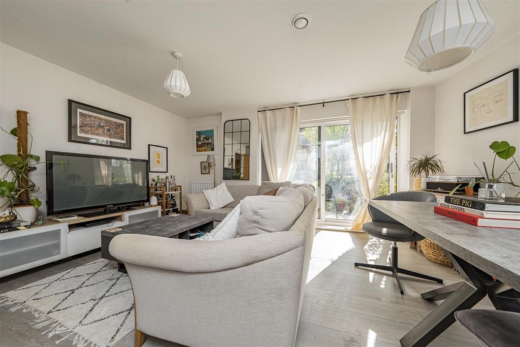 Property photo 3 of 14 Photo Apr 08 2026, 3 30 50 Pm.Jpg