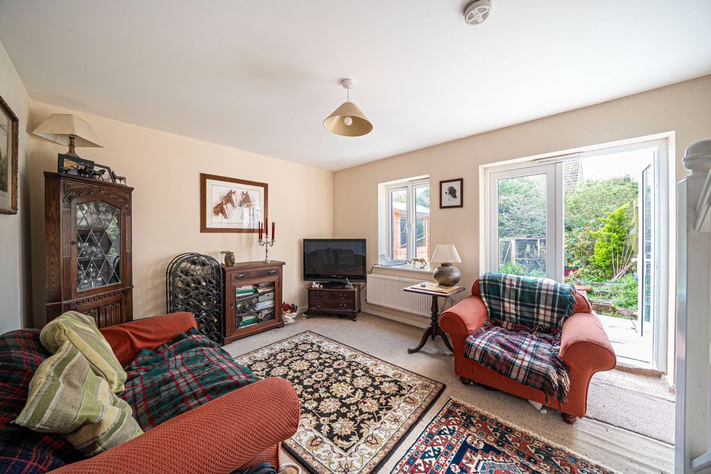 Property photo 3 of 19