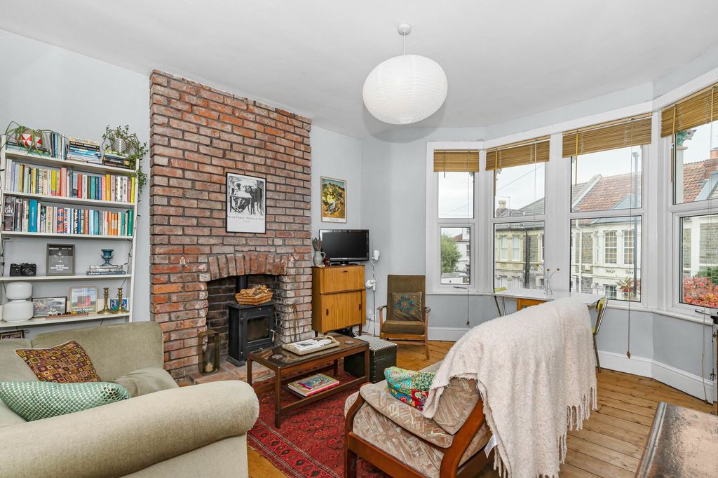 Property photo 2 of 22 Photo 15