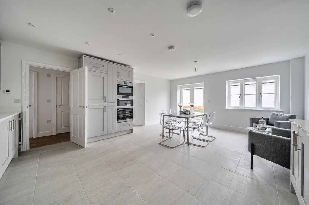 Property photo 3 of 13 Picture No. 05