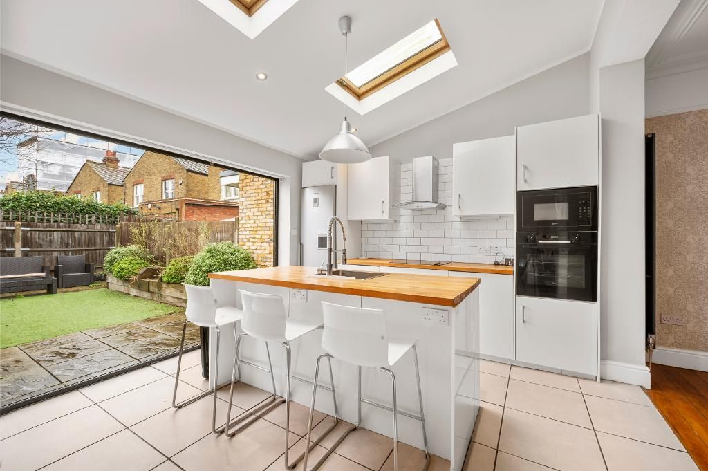 Property photo 1 of 12 Photo 1