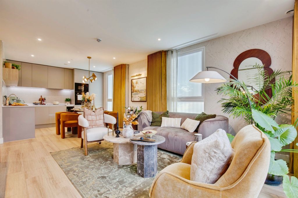 Property photo 2 of 12