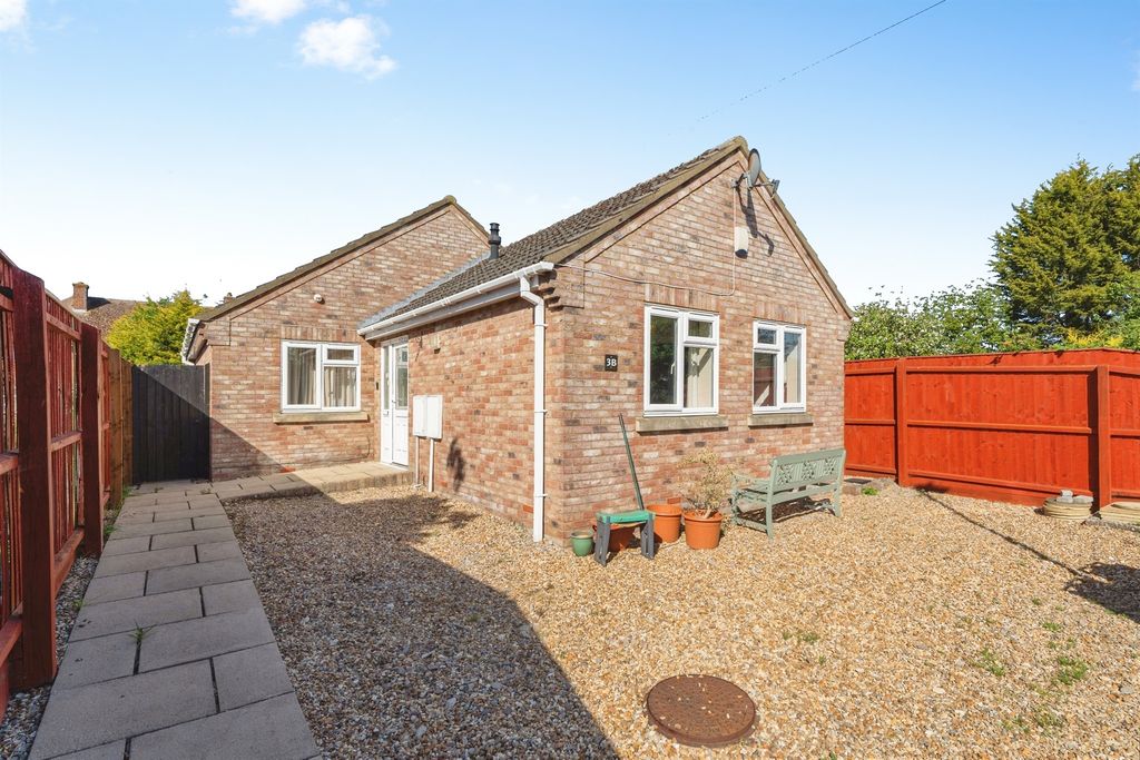 Property photo 1 of 15