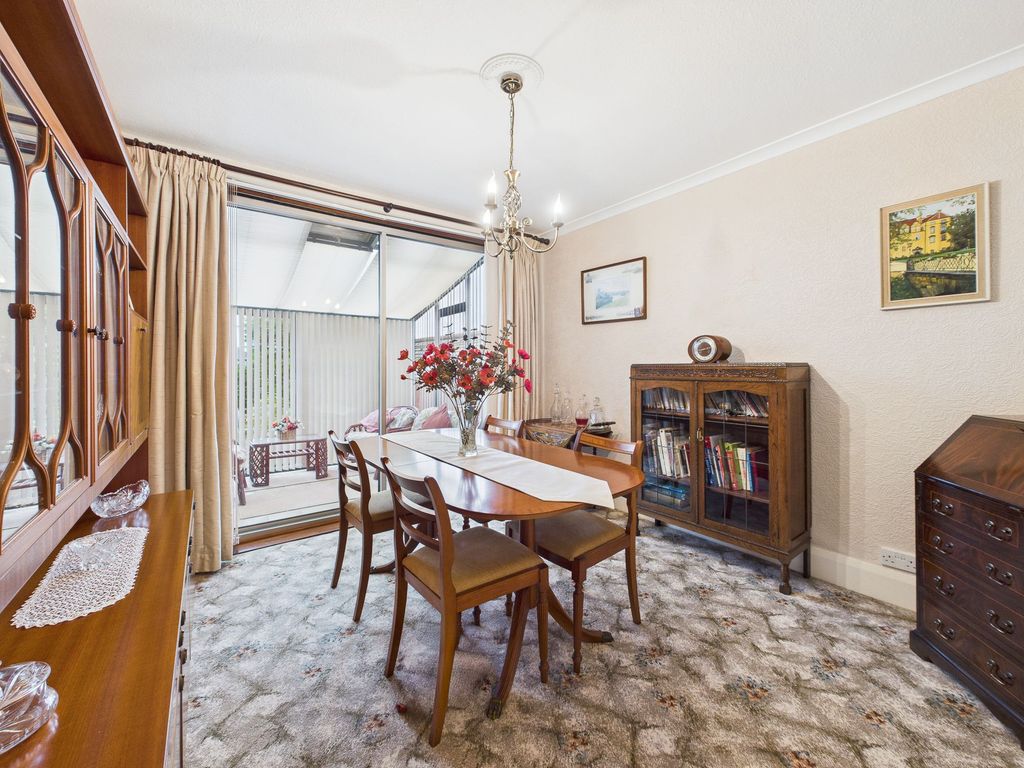 Property photo 3 of 20 Dining Room