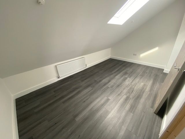 Property photo 3 of 6 Bedroom 2