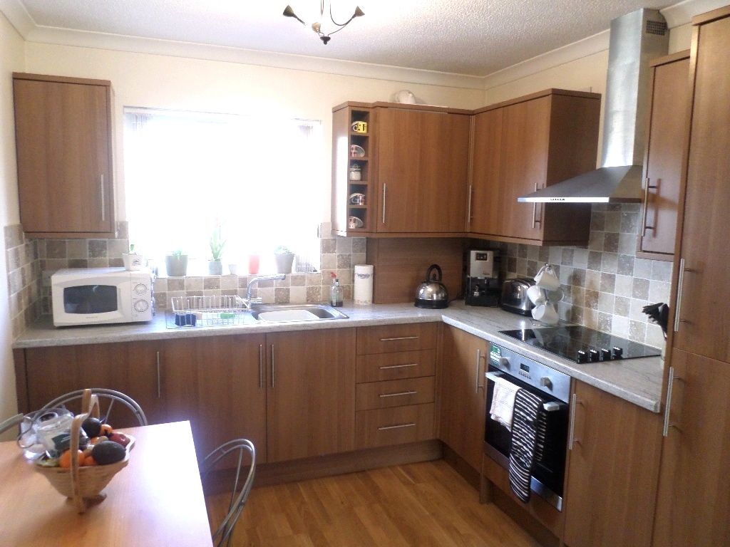 Property photo 2 of 5 Kitchen