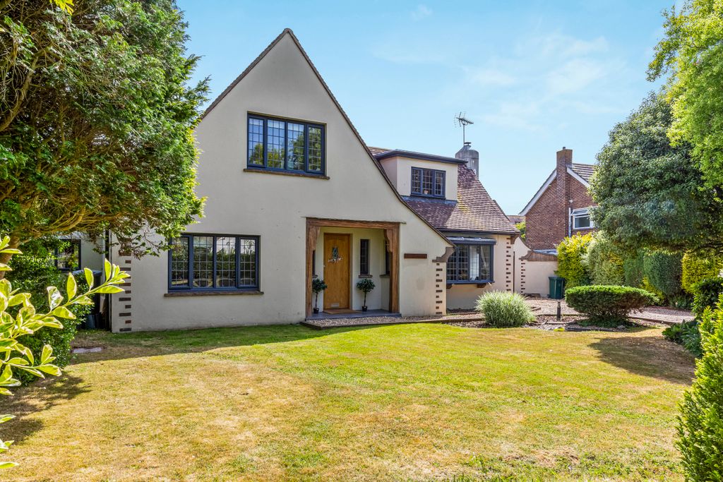 Property photo 1 of 17