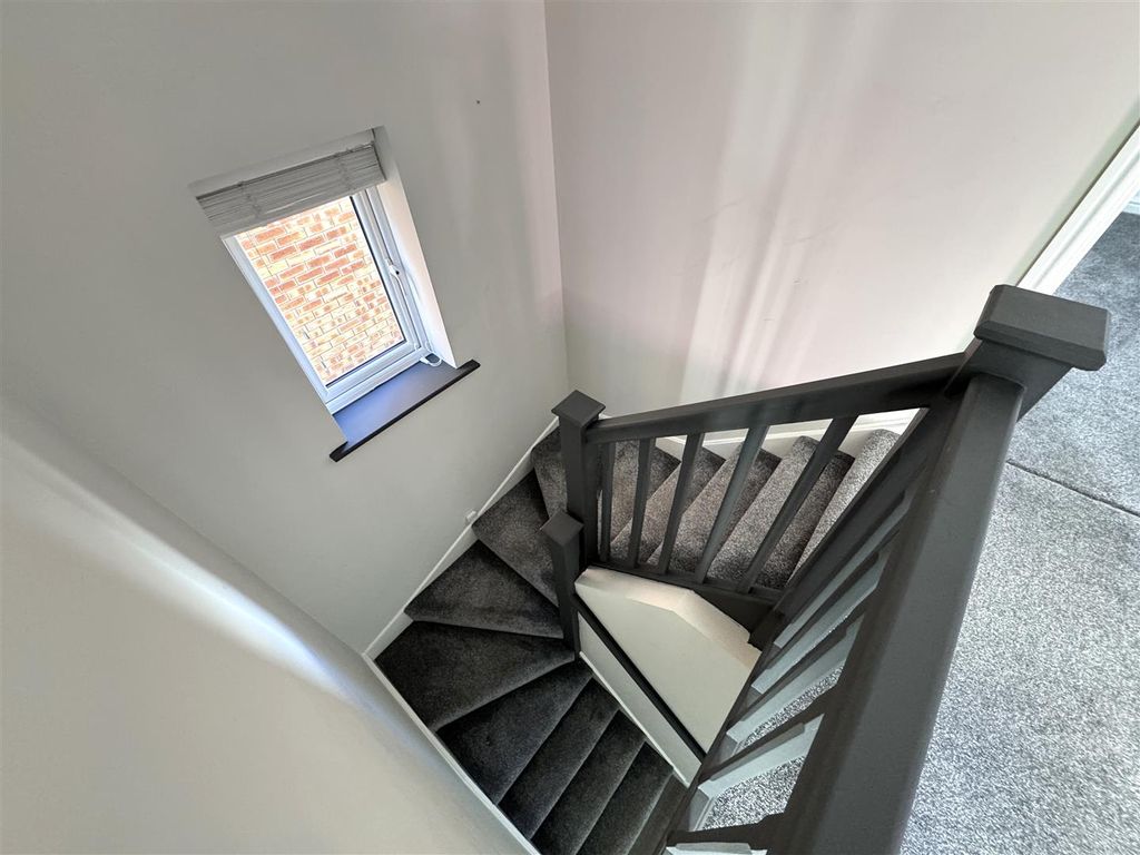 Additional image 12 of 4 bed detached house to rentColtsfoot Close, Bishop Cuthbert, Hartlepool TS26