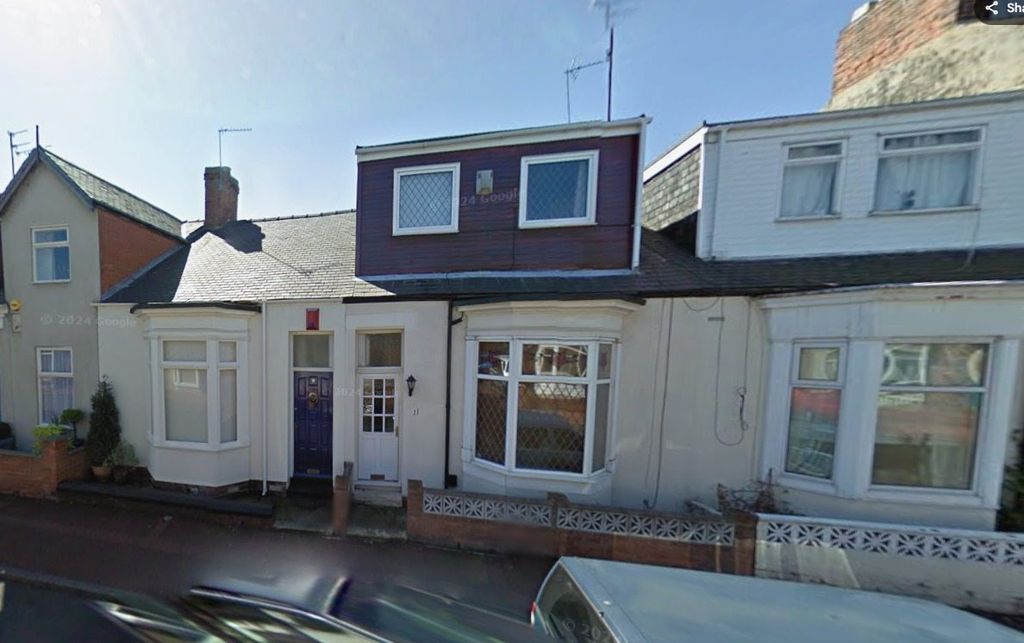 Property photo 1 of 12 3 Bedroom Terraced House - Tenanted Investment