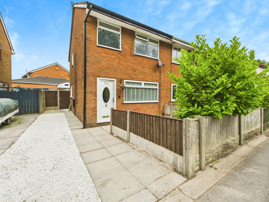 Property photo 1 of 28