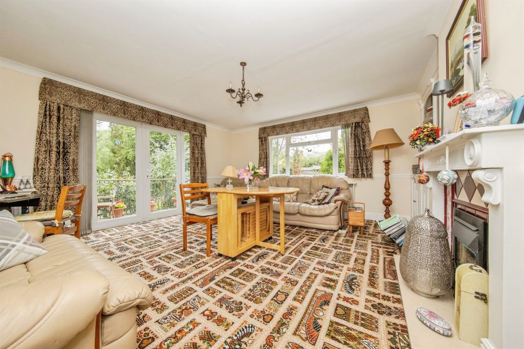 Property photo 2 of 19