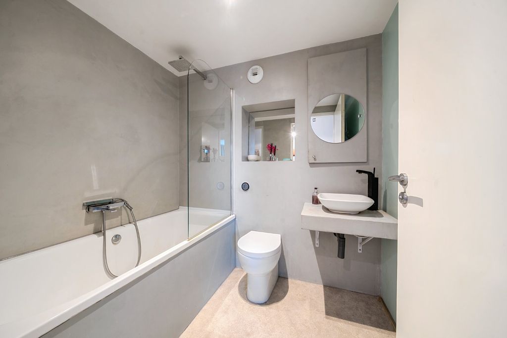 Property photo 3 of 7 Picture No. 10