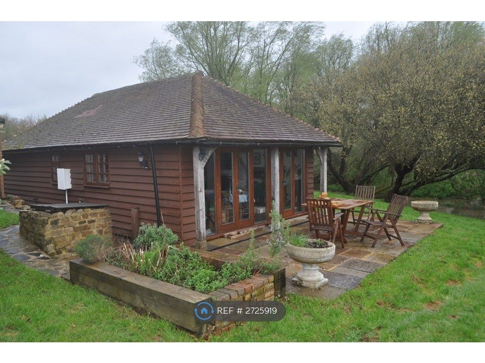 Property photo 1 of 10 Entrance