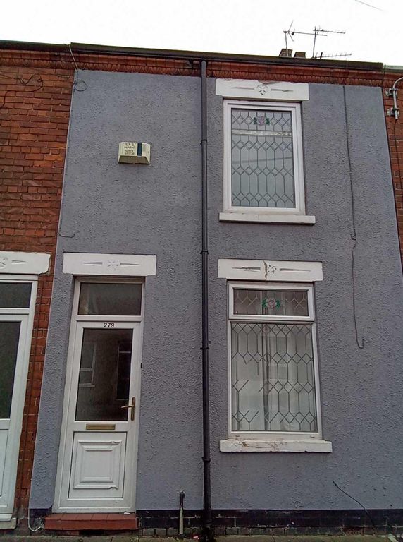Property photo 1 of 2