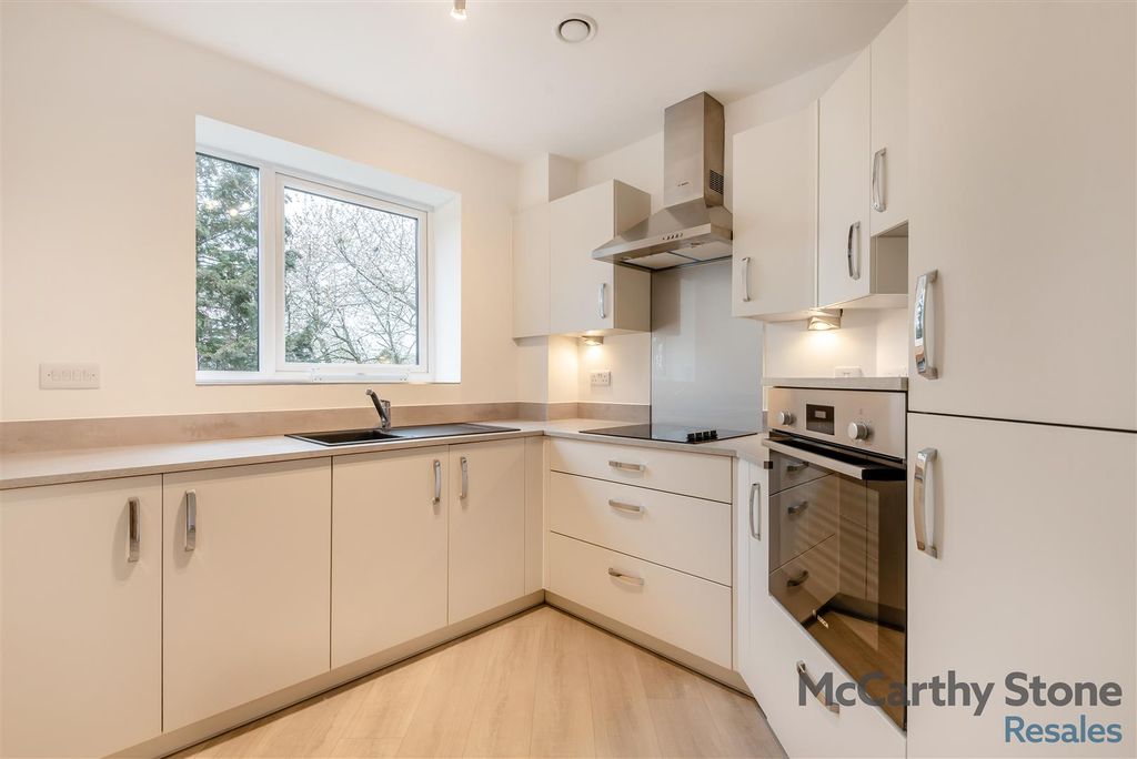 Additional image 7 of 1 bed flat for saleStowe Place, Rotten Row, Lichfield WS13