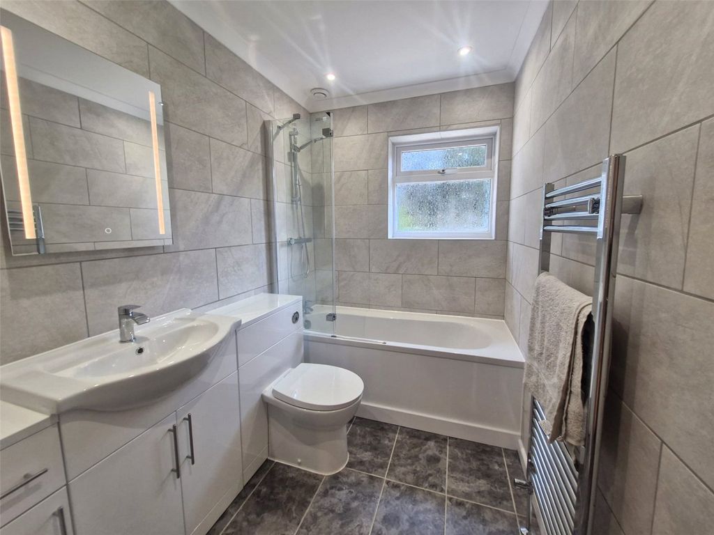 Property photo 3 of 10 Picture No. 08