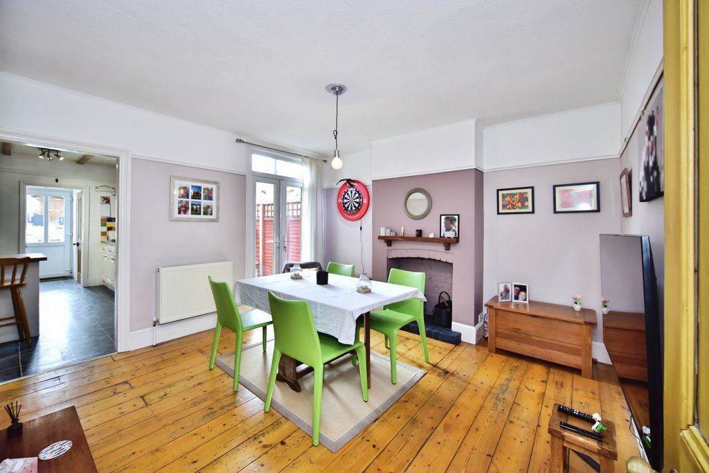 Property photo 3 of 15