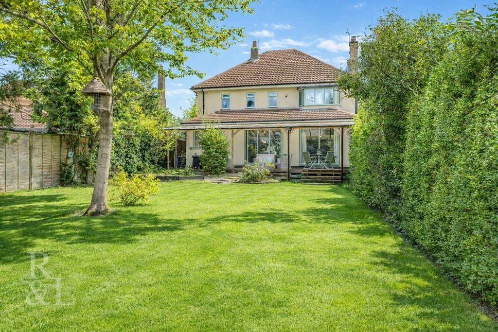 Property photo 2 of 33 d02036Ac-Be4F-40Da-A31E-64d61Ff707Ac.Png