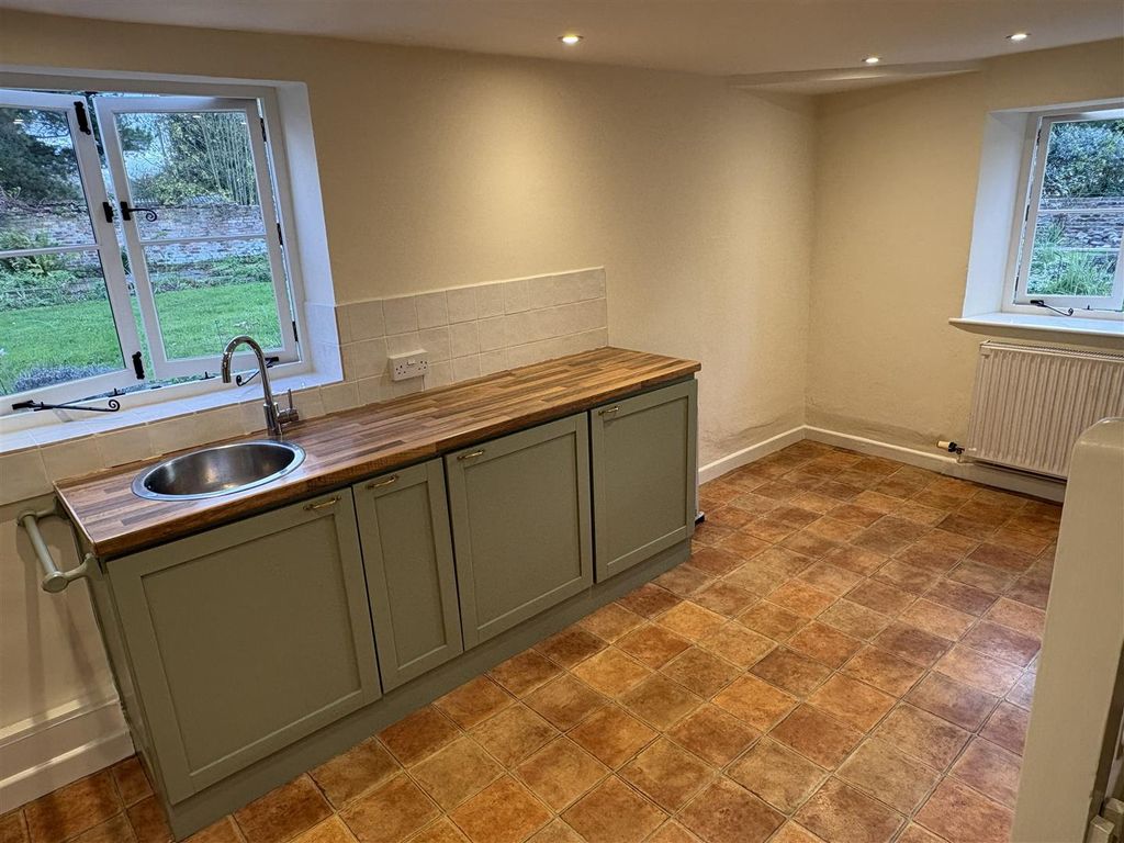 Property photo 2 of 12 Img_2436.Jpg