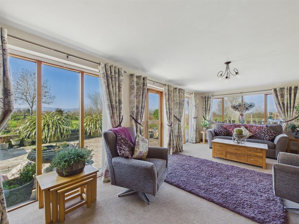 Property photo 2 of 28 Cam03972G0-Pr0268-Still023.Jpg