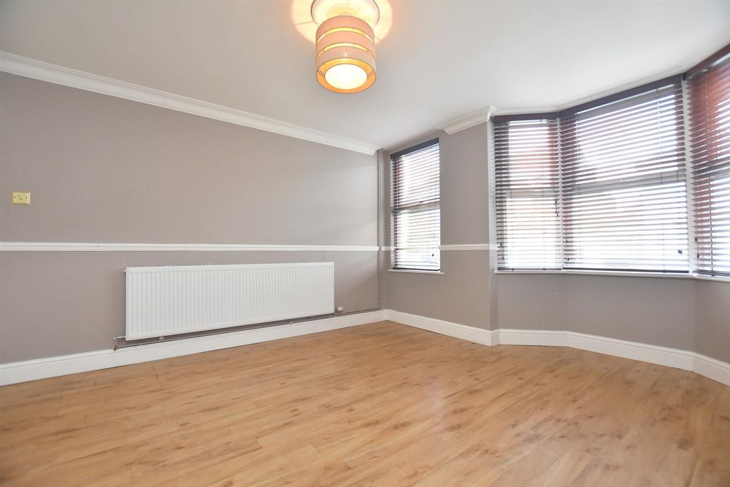 Property photo 3 of 9 2.Png