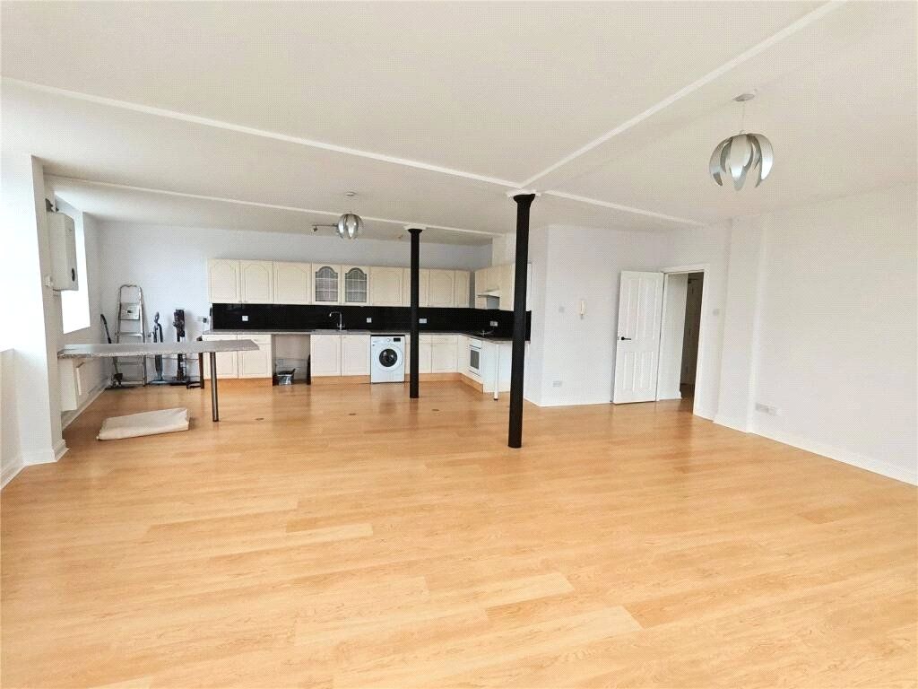 Property photo 2 of 10 Picture No. 09