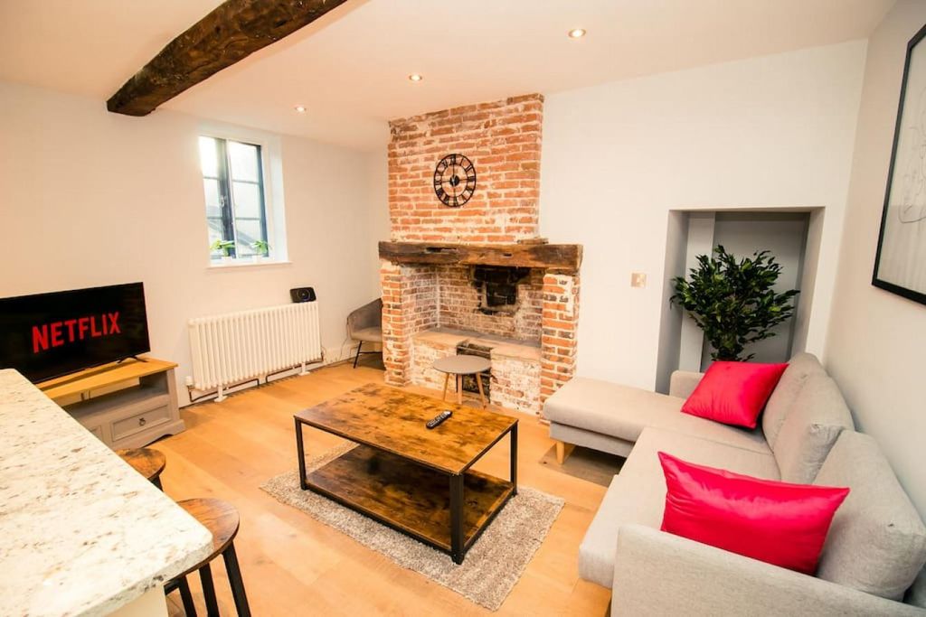 Property photo 3 of 11 46370-123712-Yowyfqaifqjx4U2Gxuc3Wanv--9Wzawkae5Wo