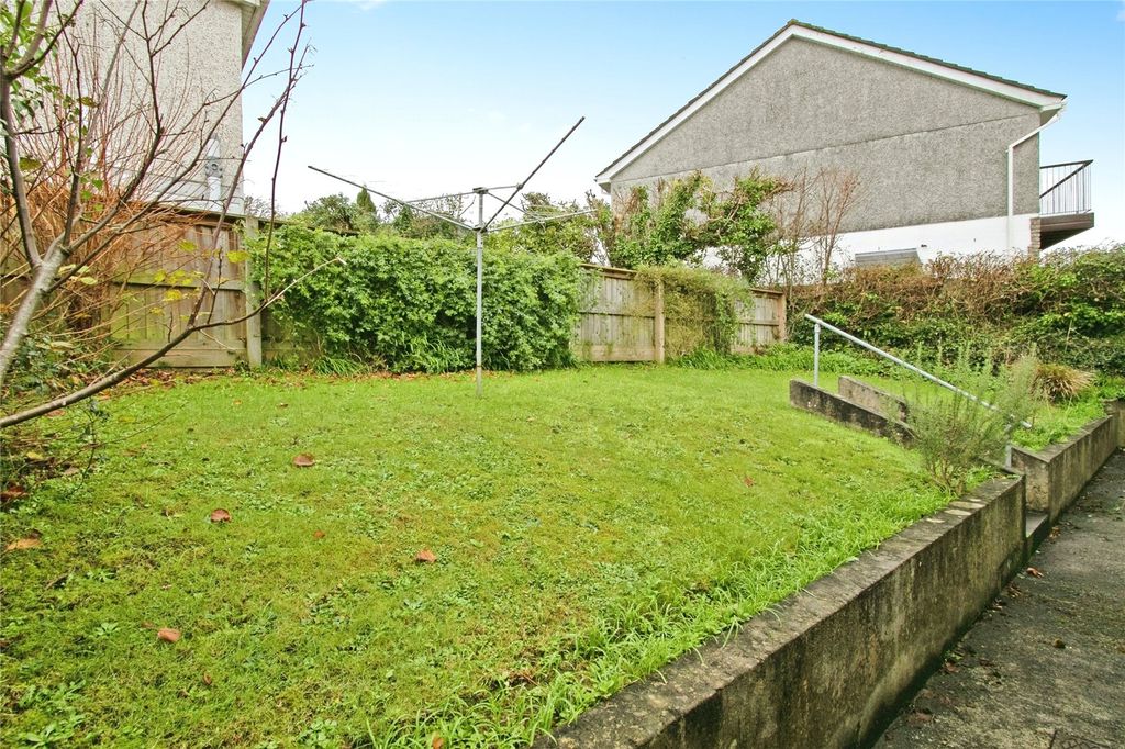 Property photo 3 of 13 Rear Gardens
