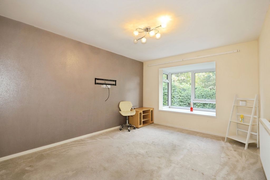 Property photo 2 of 20 Pbox-Img.Jpg