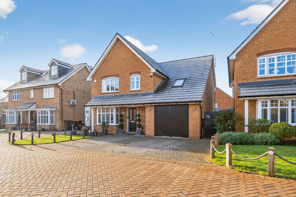 Property photo 1 of 38