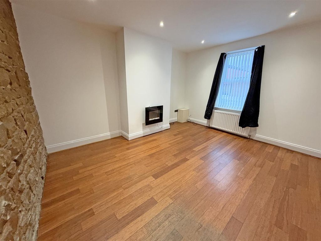 Property photo 2 of 10 Living Room A2.Jpg