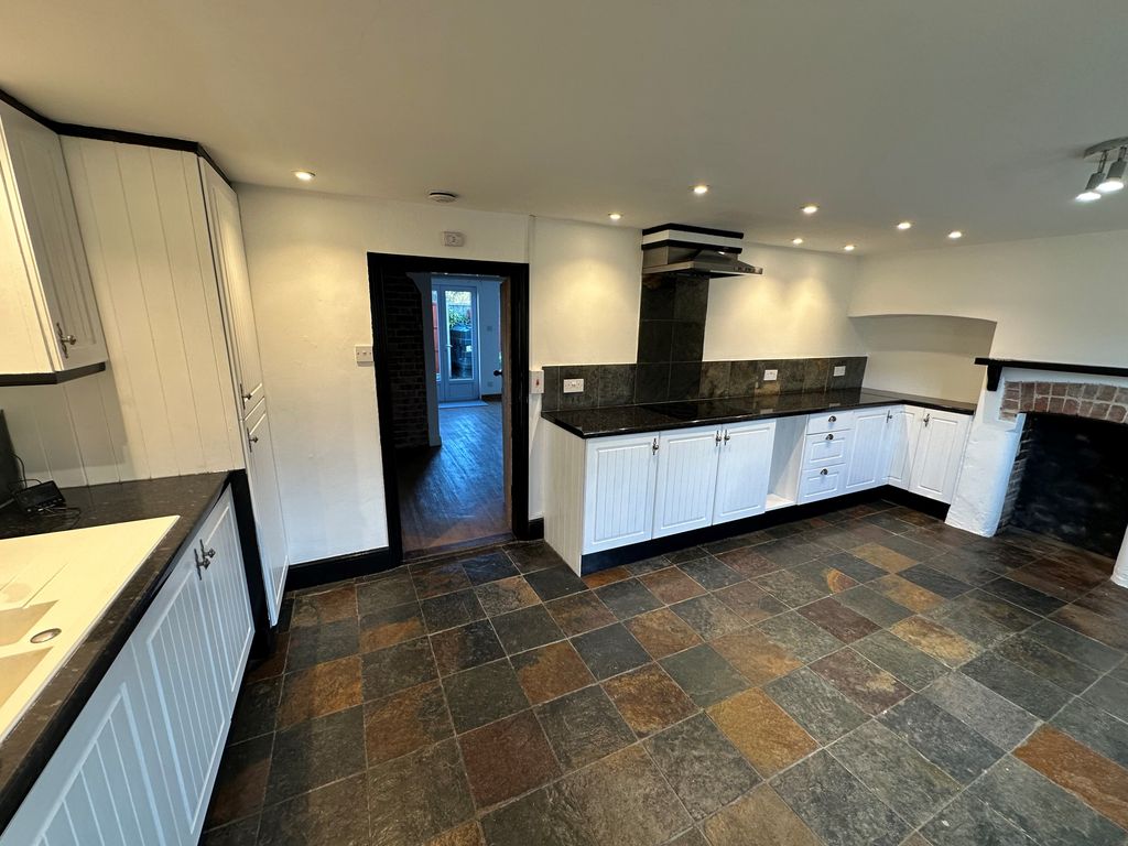 Property photo 3 of 11 View