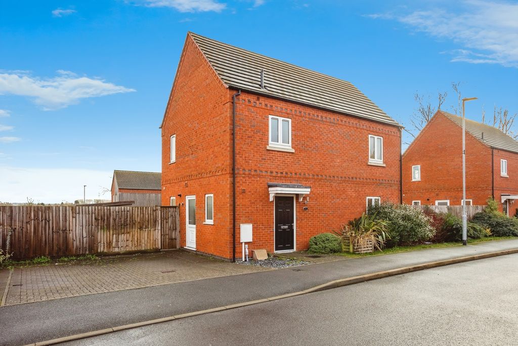 Property photo 1 of 19 Pbox-Img.Jpg